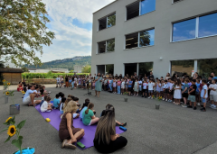 Begrüssung der 1. Klassen im Schulhaus Höhe