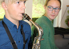 Die Band der Musikschule brillierte beim Festkonzert der «Big Band Stadtmusik Aarburg»